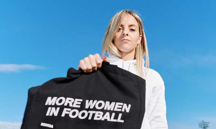 Juventus e INDIVISA insieme nella Giornata Internazionale della Donna: la borsa 'More Women in Football' in edizione limitata