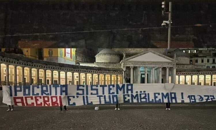 Caso Acerbi, la 'protesta' degli ultras del Napoli: 'Ipocrita sistema...' FOTO