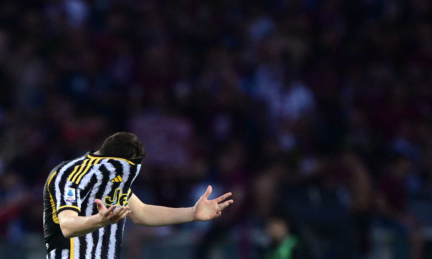 La paura di sbagliare, i cambi di Allegri e la Champions più vicina. La Juve si è accontentata, difficile darle torto