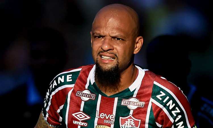 Felipe Melo annuncia il ritiro: l'ex Juventus sogna un futuro da allenatore VIDEO