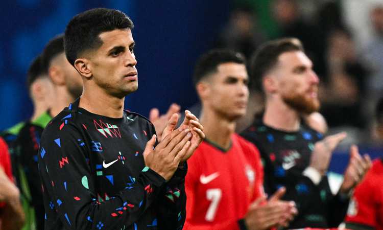 Cancelo, dalla rottura con Guardiola al doppio prestito Bayern Monaco-Barcellona: com'è andato il post Juve