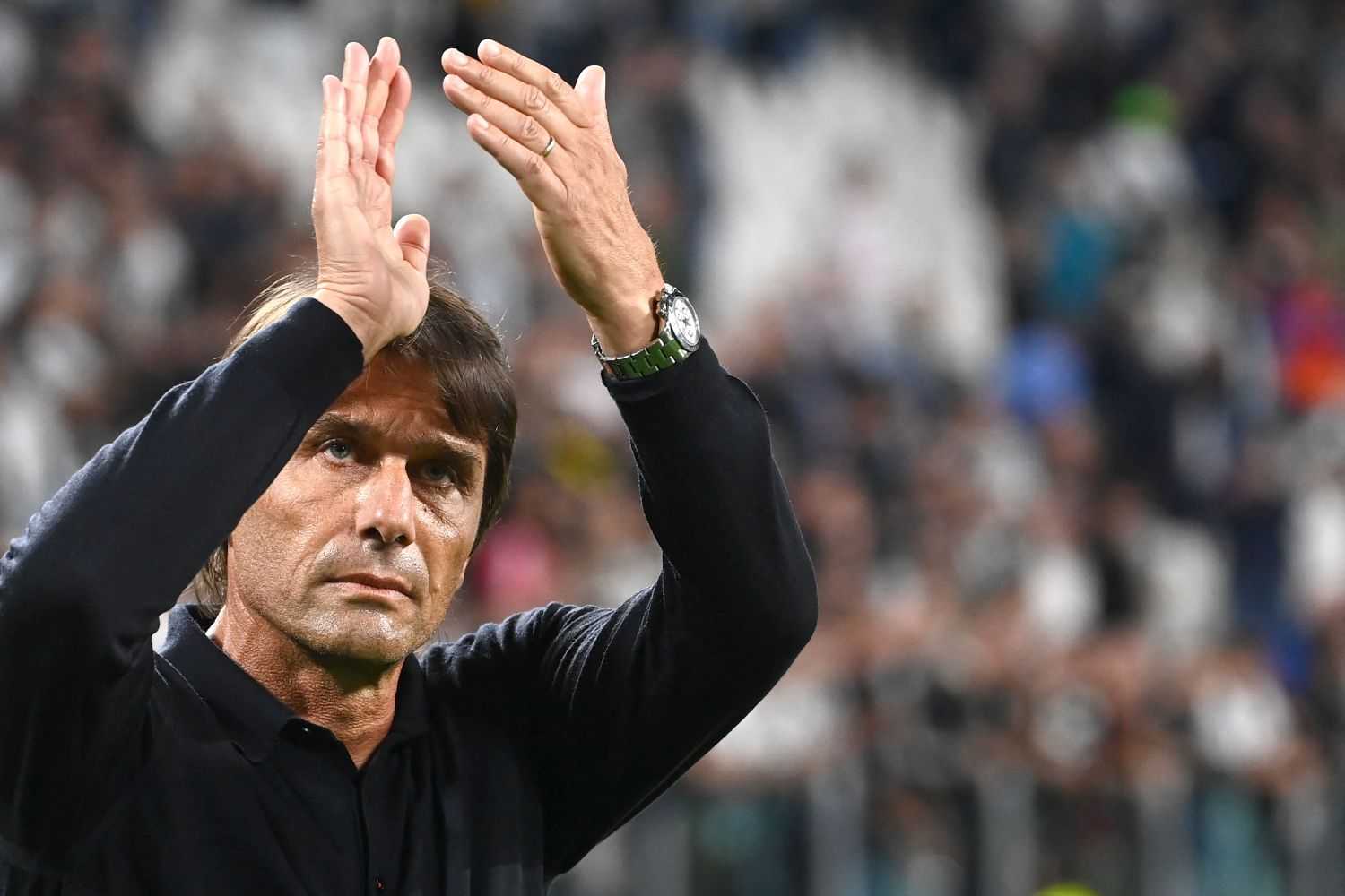 Sky - La Juventus farà un tentativo per Conte