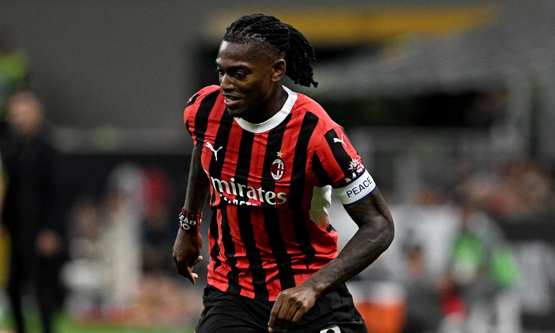 Infortunio per Leao: a rischio per Juventus-Milan di Supercoppa?