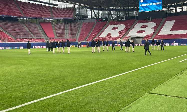 La Juventus è a Lipsia: squadra in campo alla Red Bull Arena FOTO e VIDEO