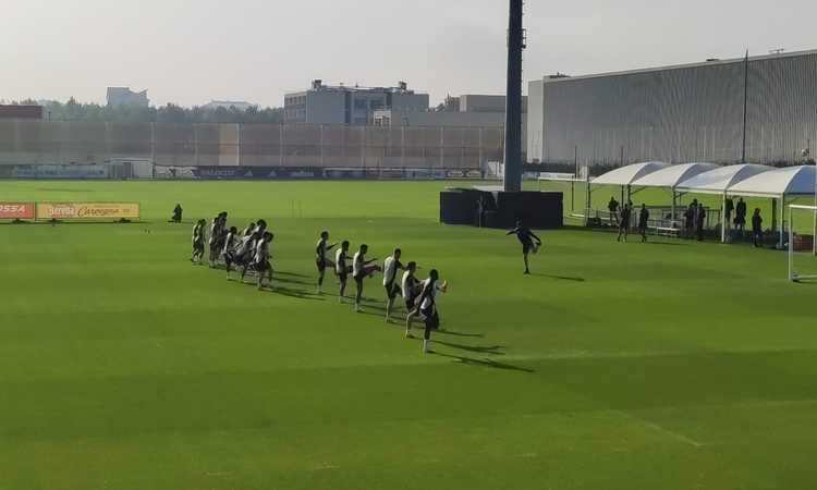 Lille-Juventus, l'allenamento della vigilia: Douglas Luiz presente con il gruppo VIDEO 