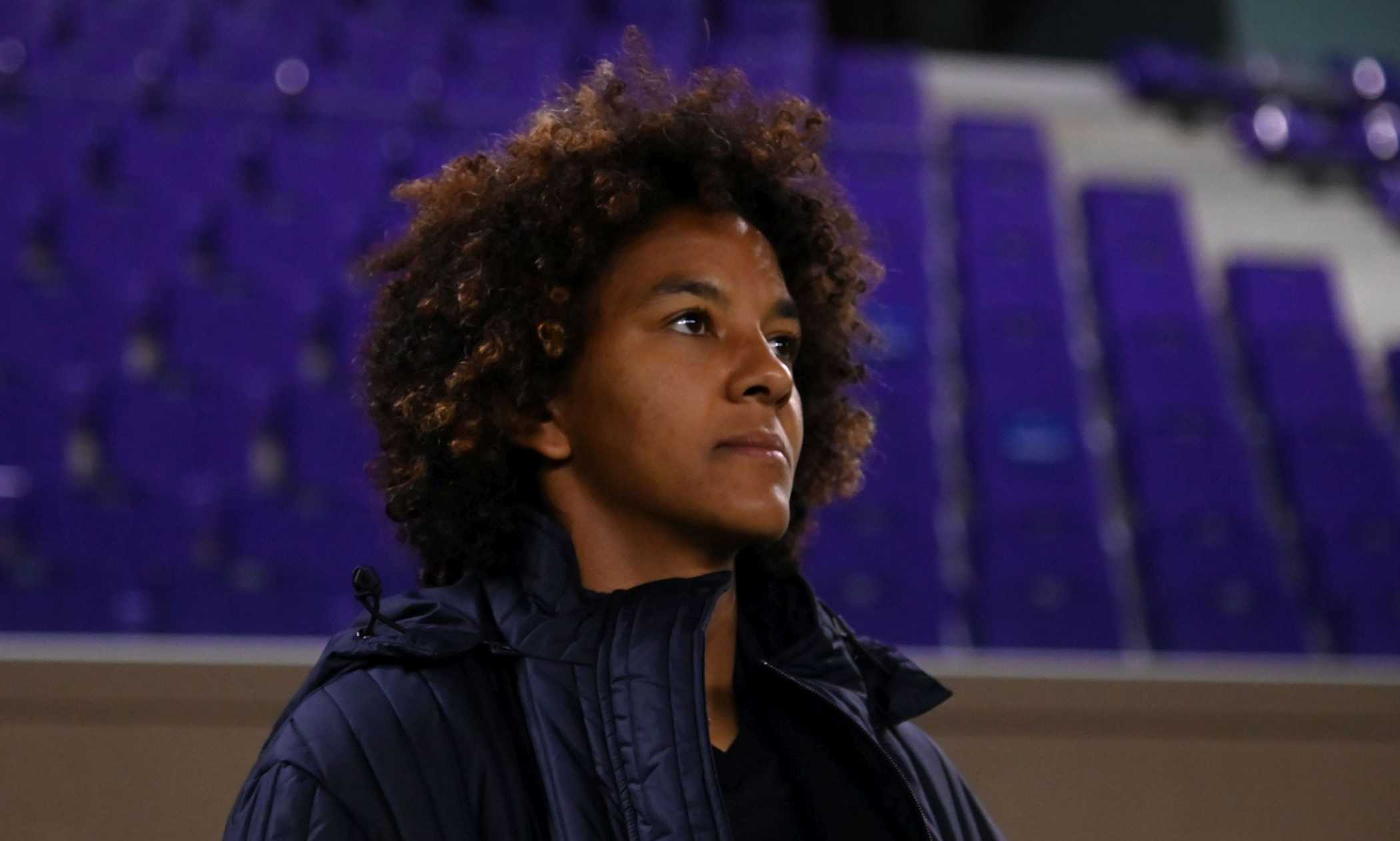 Sorrisi, lunghi abbracci e il tributo dello Stadium. È tutto per Sara Gama nella serata delle emozioni